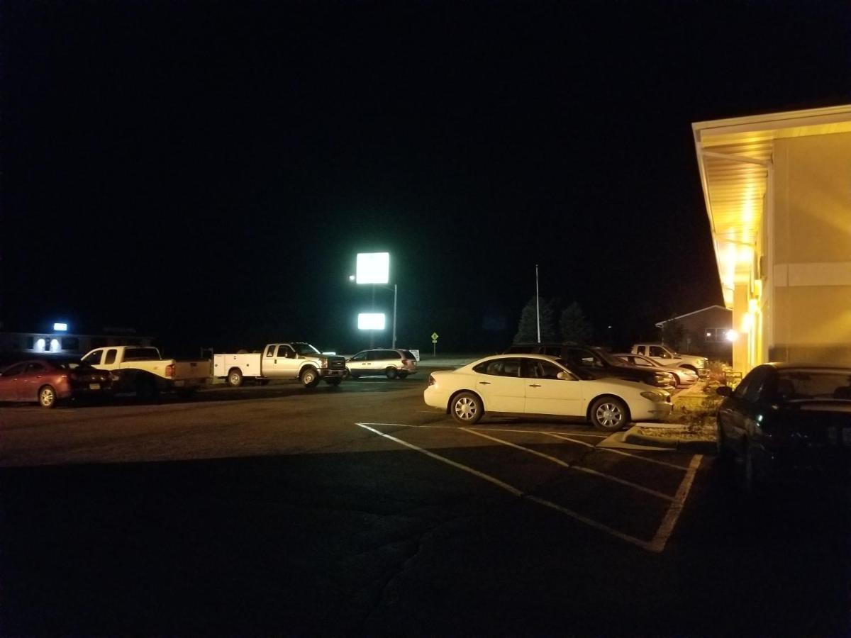 Bilmar Inn & Suites Dell Rapids Exteriér fotografie