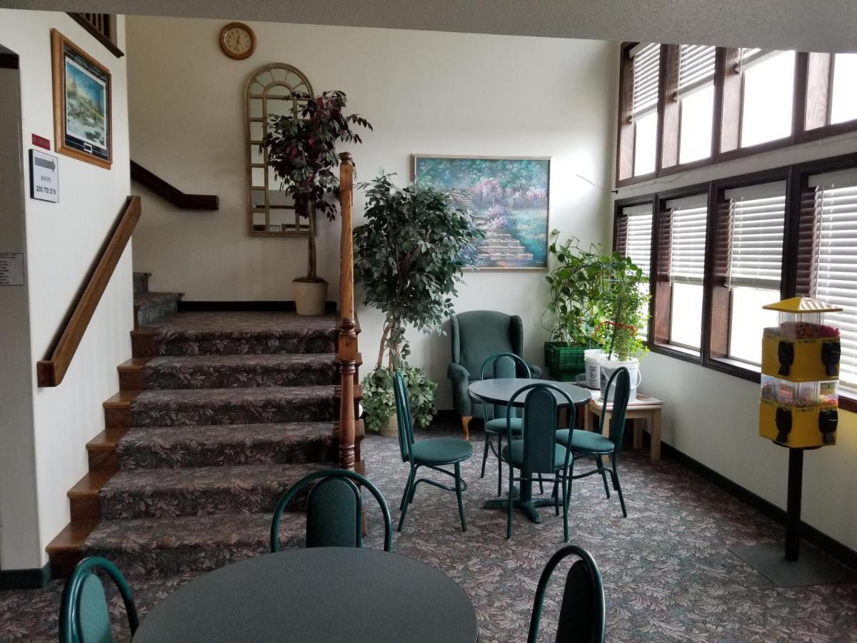 Bilmar Inn & Suites Dell Rapids Exteriér fotografie