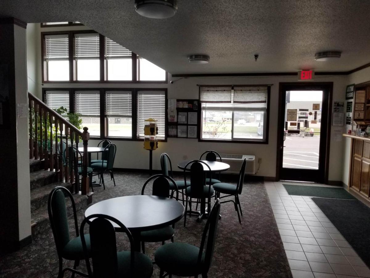Bilmar Inn & Suites Dell Rapids Exteriér fotografie