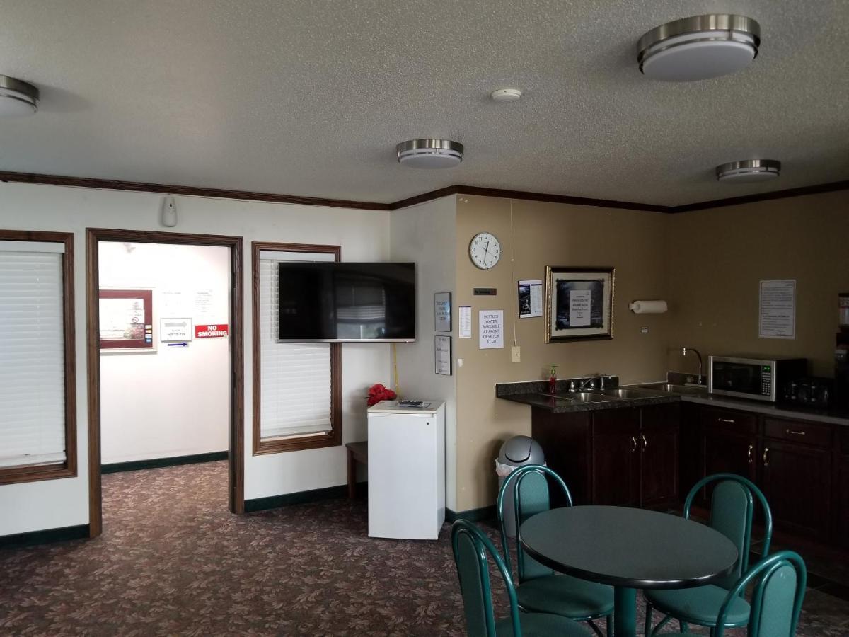 Bilmar Inn & Suites Dell Rapids Exteriér fotografie