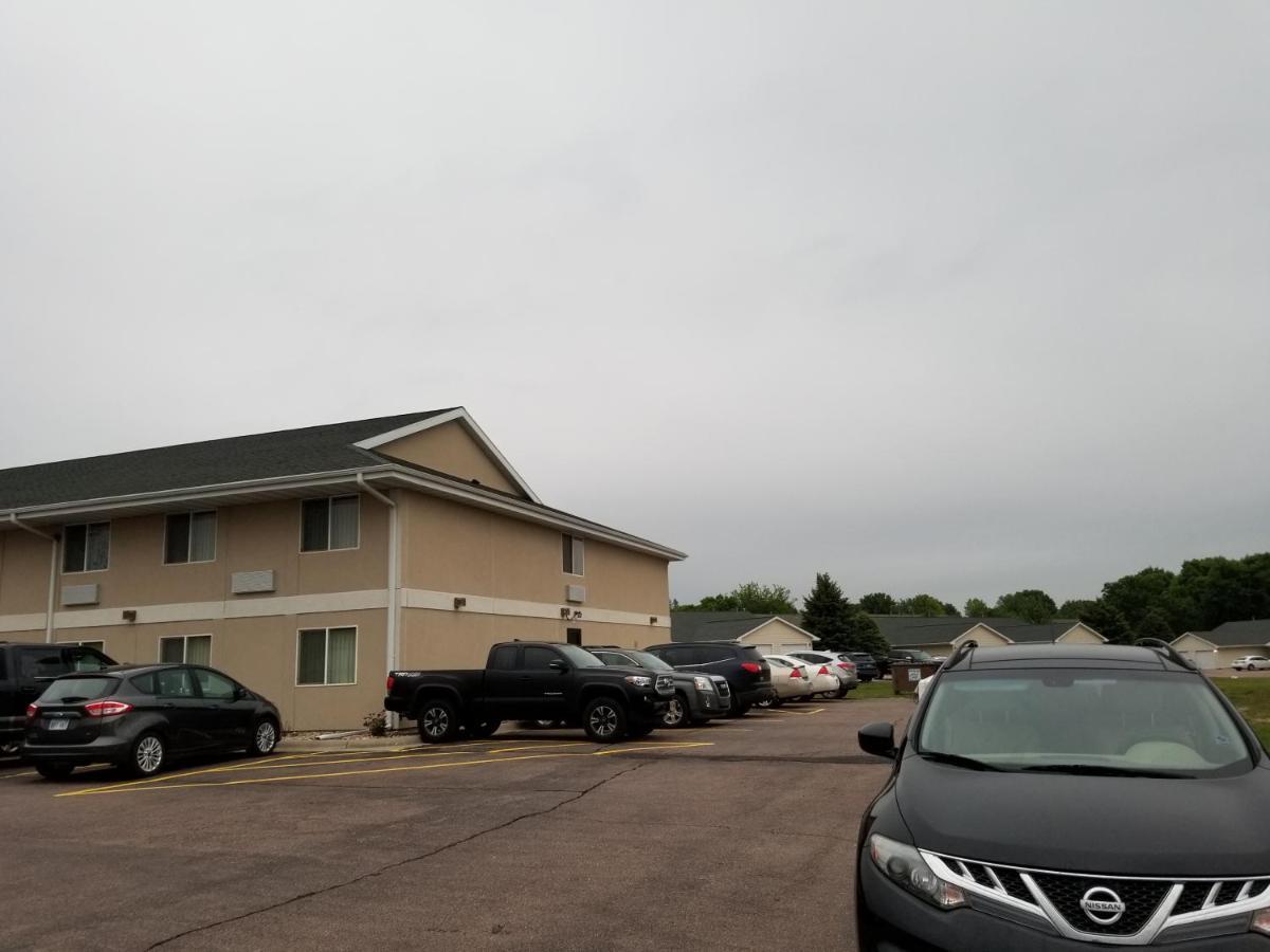 Bilmar Inn & Suites Dell Rapids Exteriér fotografie